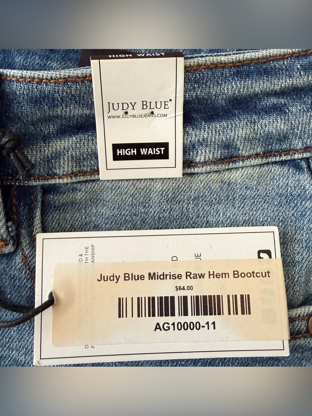 NEW Judy Blue Midrise Raw Hem Bootcut Light Wash Jeans 11/30 - NWT - Picture 7 of 10